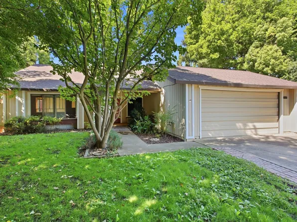 9169 Falcon Creek Cir, Elk Grove, CA 95624