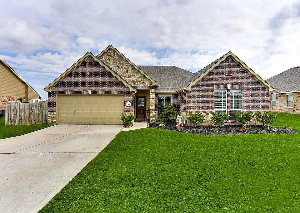 1st image of 27004 Palo Pinto Trl