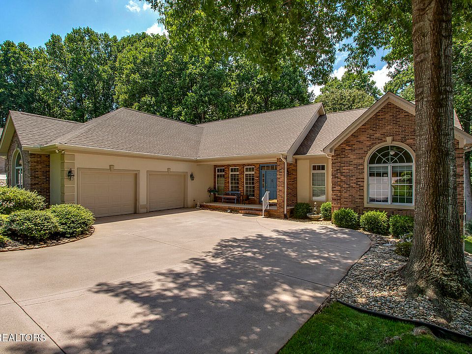 1st image of 124 Geya Cir