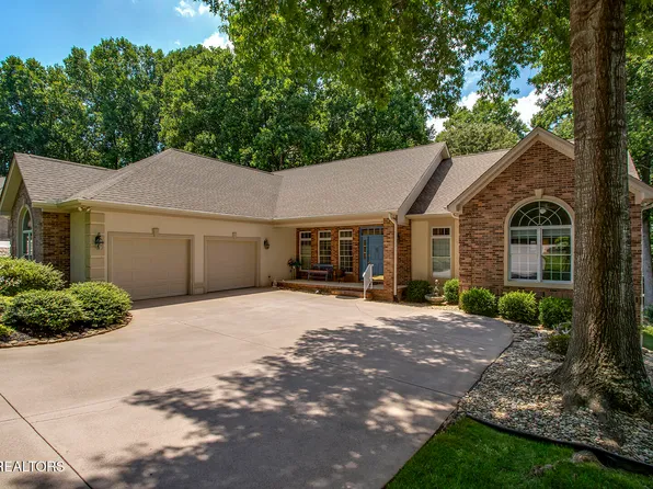124 Geya Cir, Loudon, TN 37774