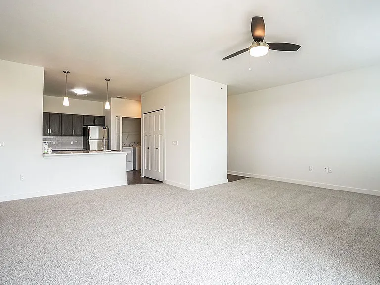 Meadowbrooke Apartment Homes — Photo 100