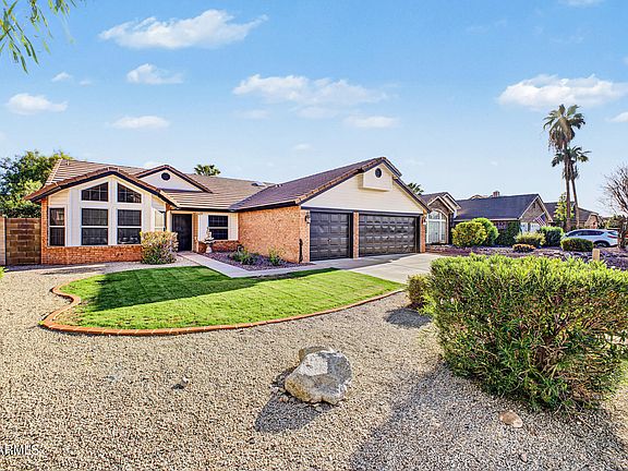 3rd image of 4219 W ALAMEDA Road