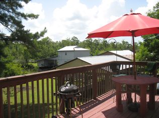 76 Daily Ln, Freeport, FL 32439