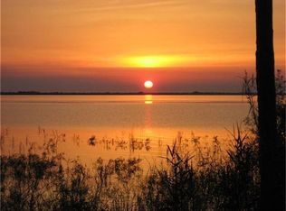 1011 Fm 563, Anahuac, TX 77514