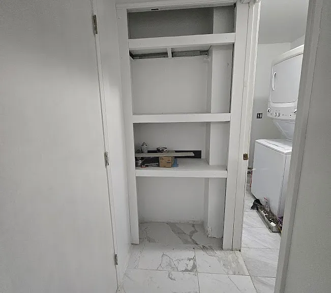 629 W Watson St — Photo 14