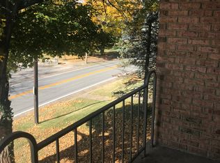 1927 Newburg Rd #6, Louisville, KY 40205