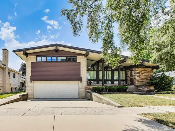 10020 S Karlov Ave, Oak Lawn, IL 60453