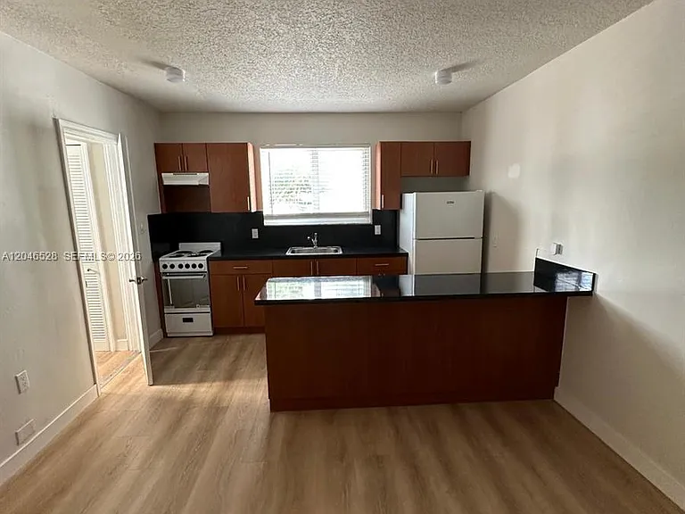 6805 SW 88th St #18 — Photo 18