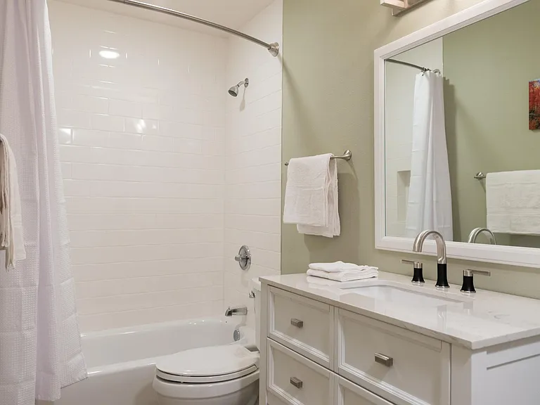 1603 Summer Creek Ct #A — Photo 12