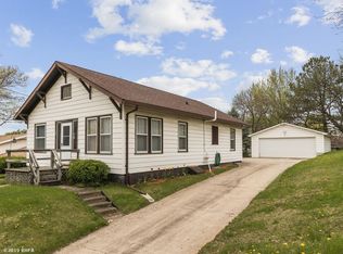 601 Brown St, Guthrie Center, IA 50115