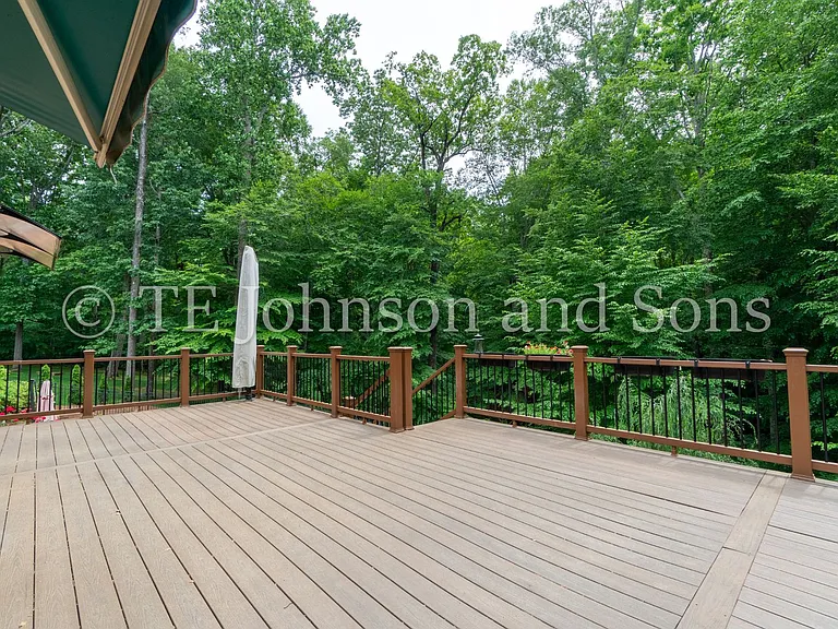1112 Oakencroft Ct — Photo 54