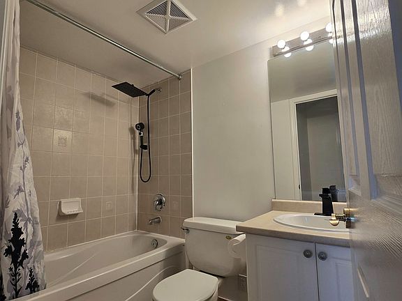5th image of 18 Spring Garden Ave #1107