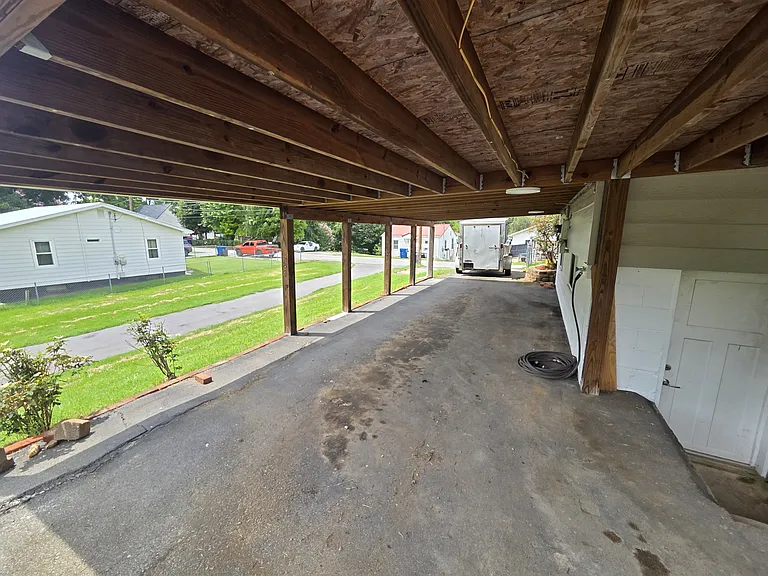 322 Mill St — Photo 8