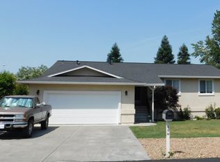 110 Lindauer Rd, Red Bluff, CA 96080