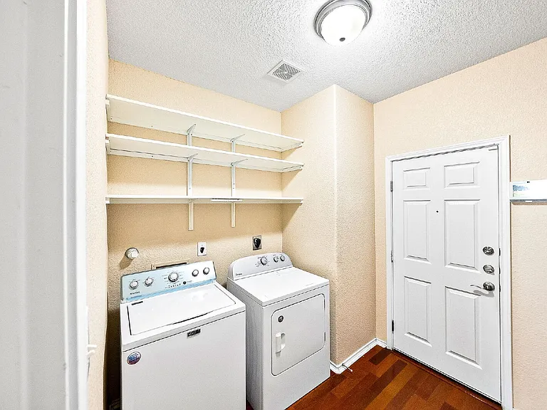 2231 Sundrop Bay — Photo 35