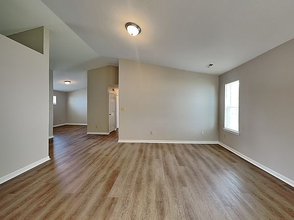 4th image of 8505 Sweet Birch Dr