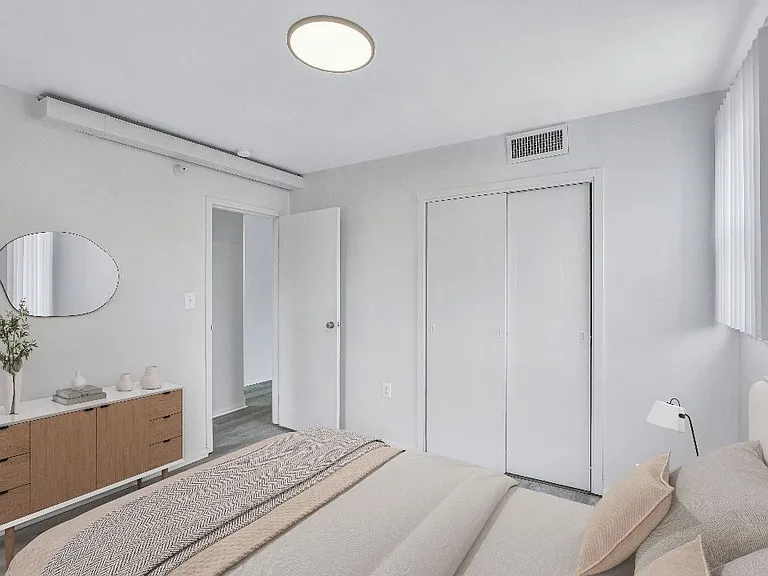 Glebe House Apartments — Photo 5
