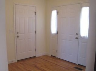 318 Deerpath St, Tolono, IL 61880