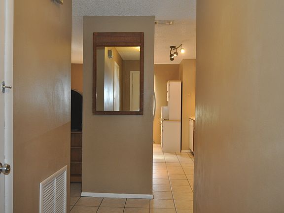 2nd image of 786 San Filippo Dr SE