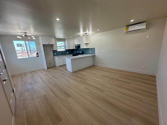 4th image of 2401 W Repetto Ave #2403