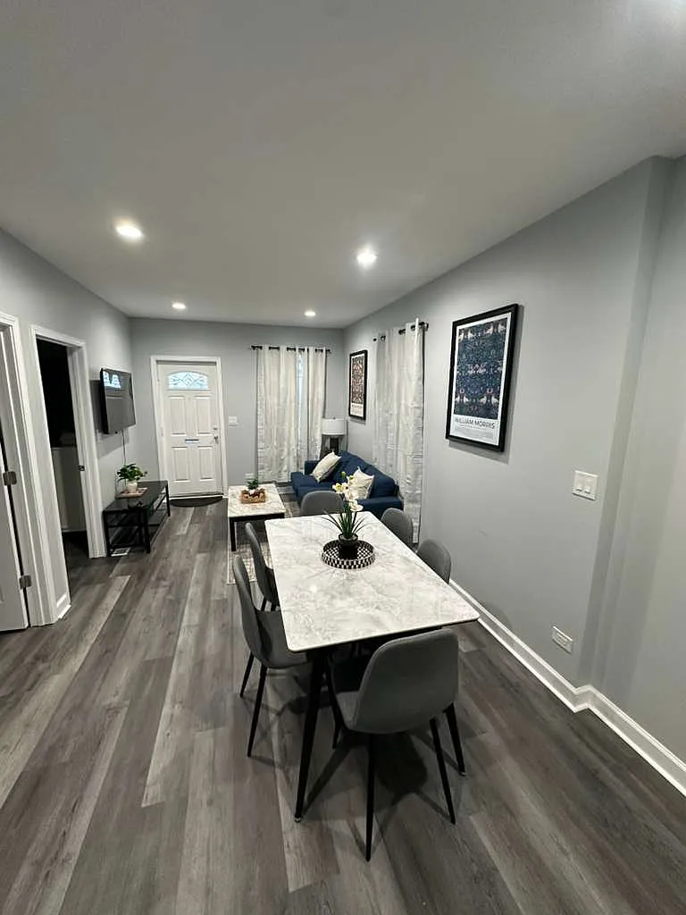 2632 Kenilworth Ave — Photo 4