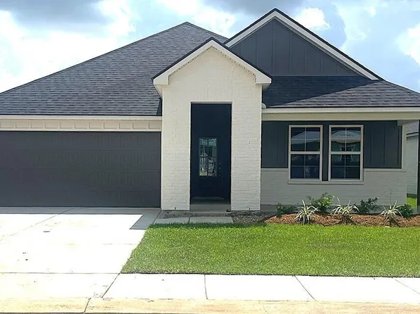 106 Harvest Falls Dr, Broussard, LA 70518