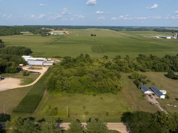 0 S Daysville Rd, Oregon, IL 61061