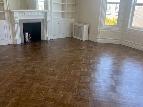 4th image of 2525 Larkin St #301