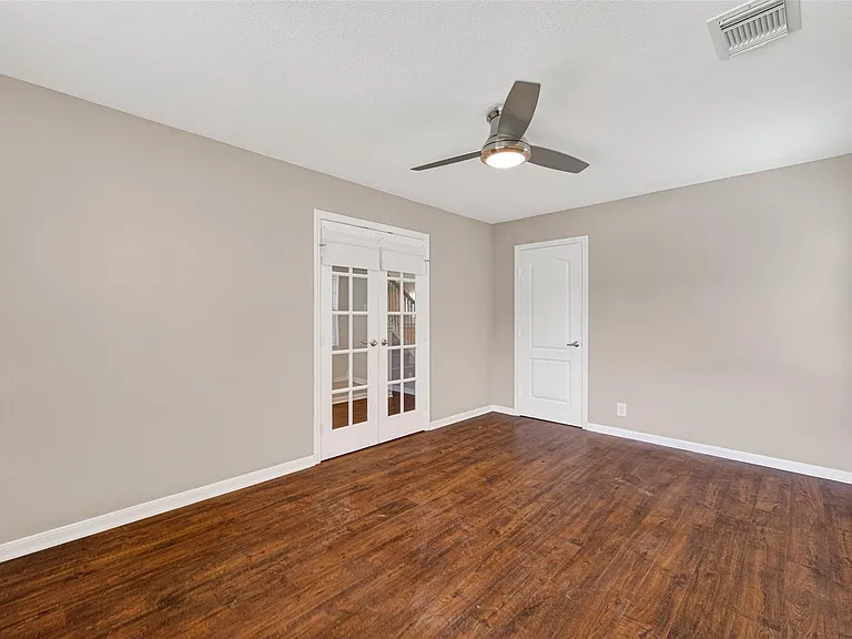 3934 Brook Garden Ln — Photo 3
