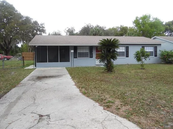 480 Lakeshore Ave, Umatilla, FL 32784