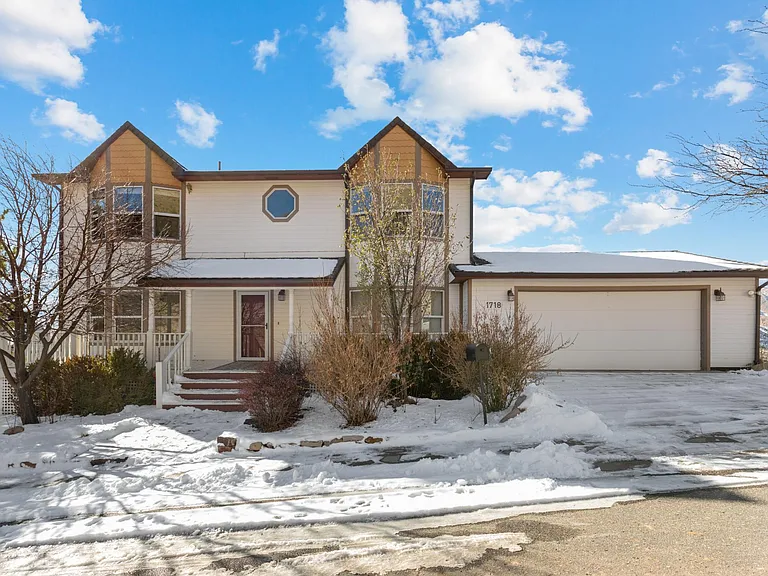 1718 Belvedere Dr — Photo 21