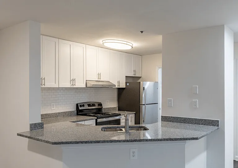 Wesley St. Claire Apartments at Lawrenceville — Photo 134