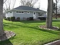 1706 Webber St photo 1