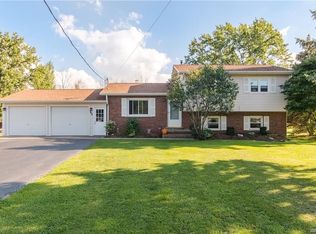 764 Upper Mountain Rd, Lewiston, NY 14092