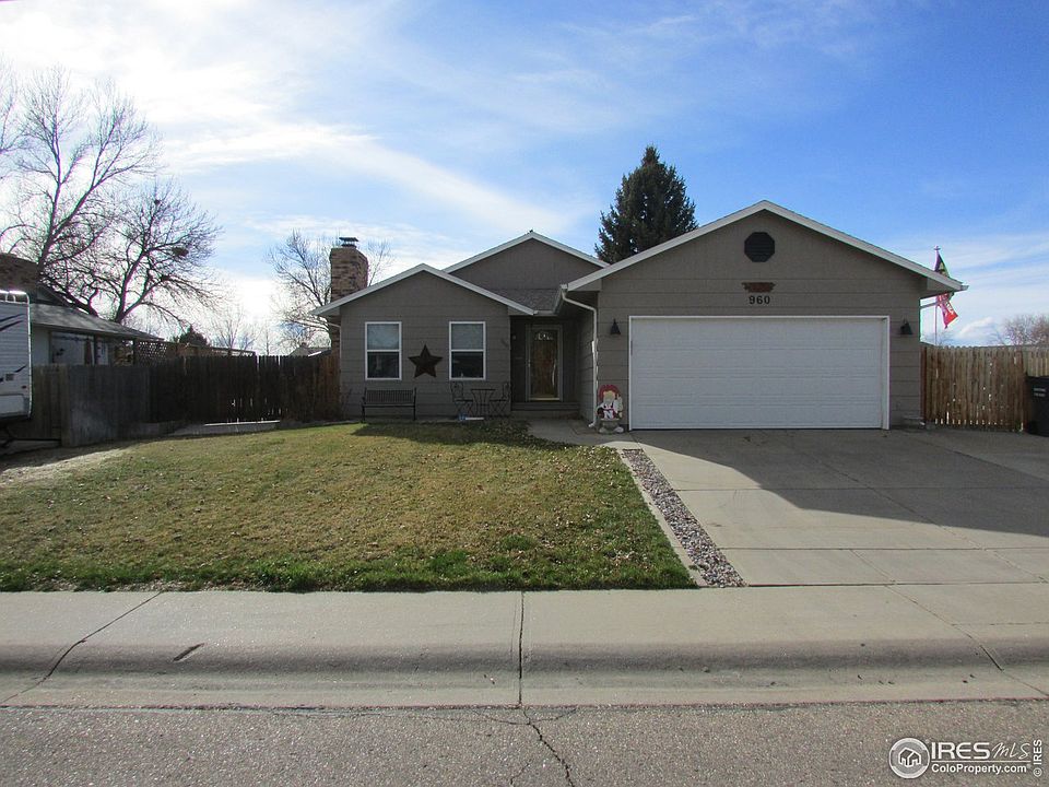 1st image of 960 Hemlock Dr