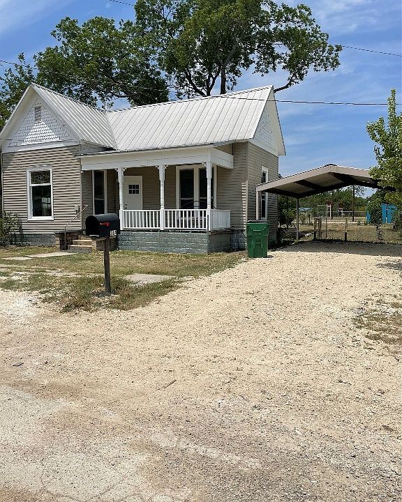 2nd image of 314 E Live Oak St