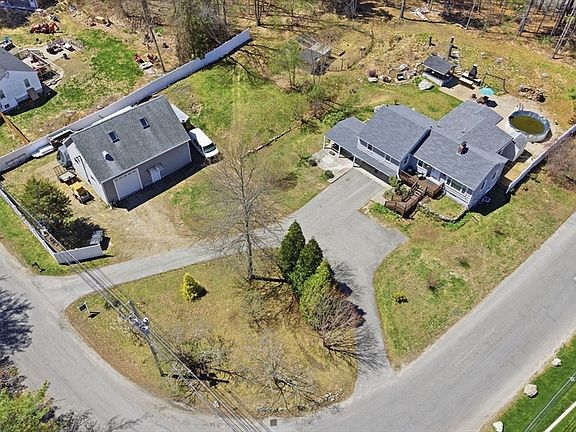 2nd image of 38 Woodland Rd