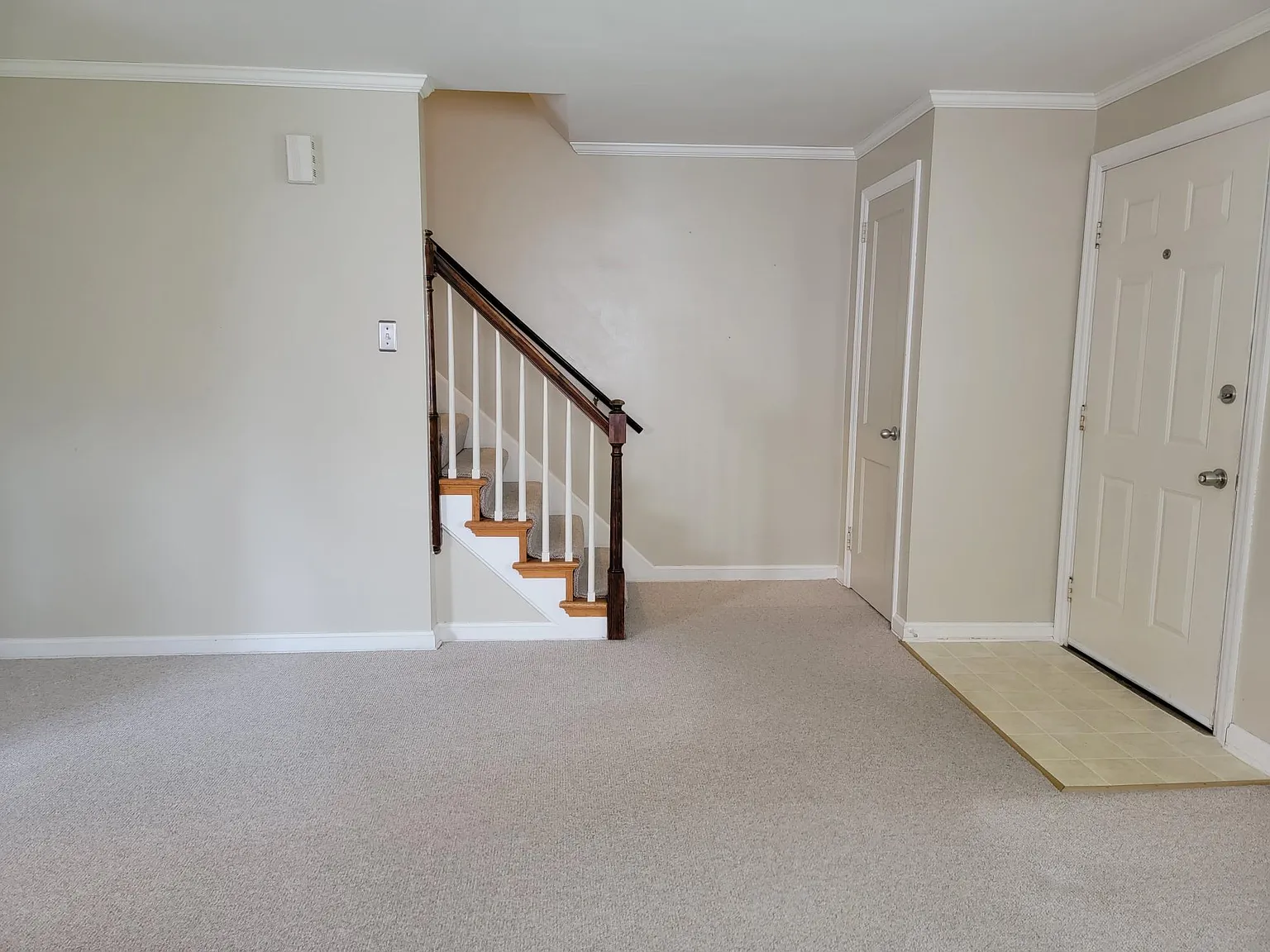 3 bed, 1008 sqft, $1,850 — Photo 3