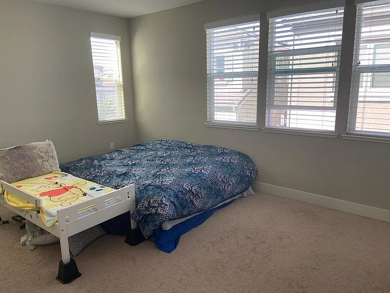 2932 Stringham Way — Photo 40