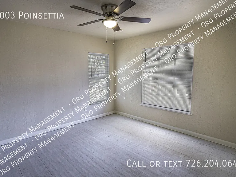 1003 Poinsettia — Photo 7