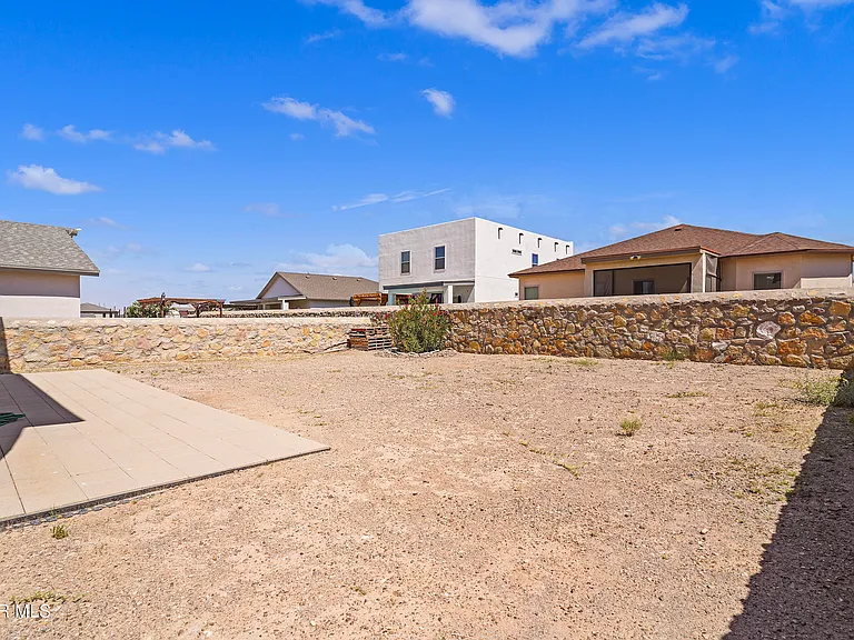 331 Malta St — Photo 16