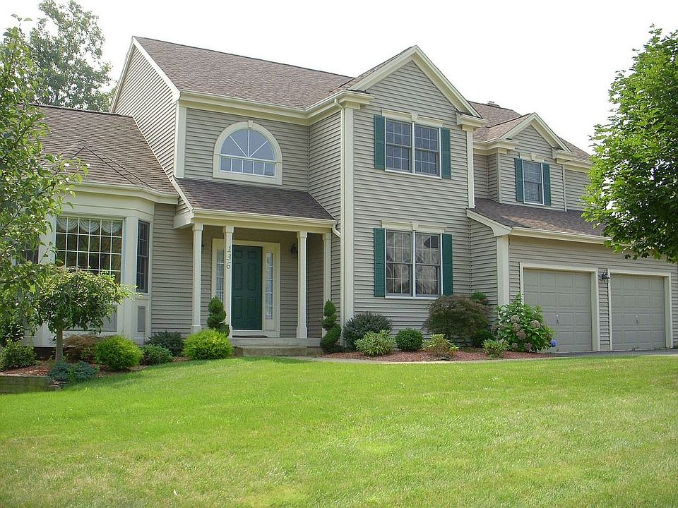 1st image of 136 Stone Hill Dr