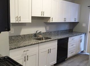 367 W Meyers Ave, Hazel Park, MI