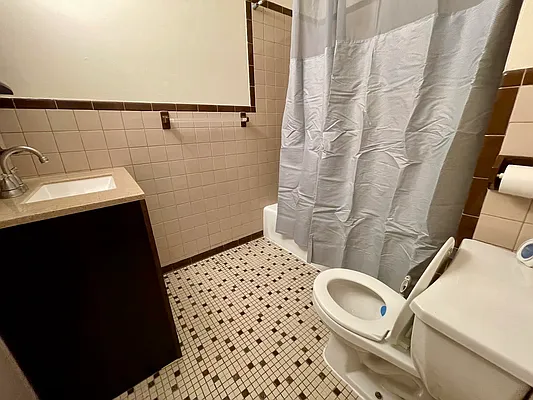 Rented by Compass | media 2