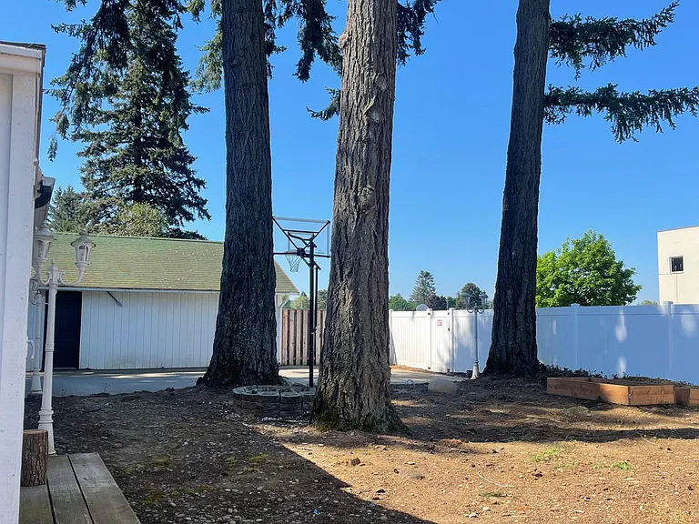 SE 174th Ave — Photo 7