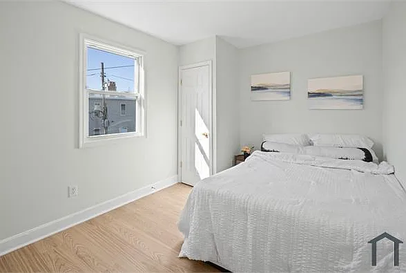 3 bed, 800 sqft, $3,000 — Photo 3