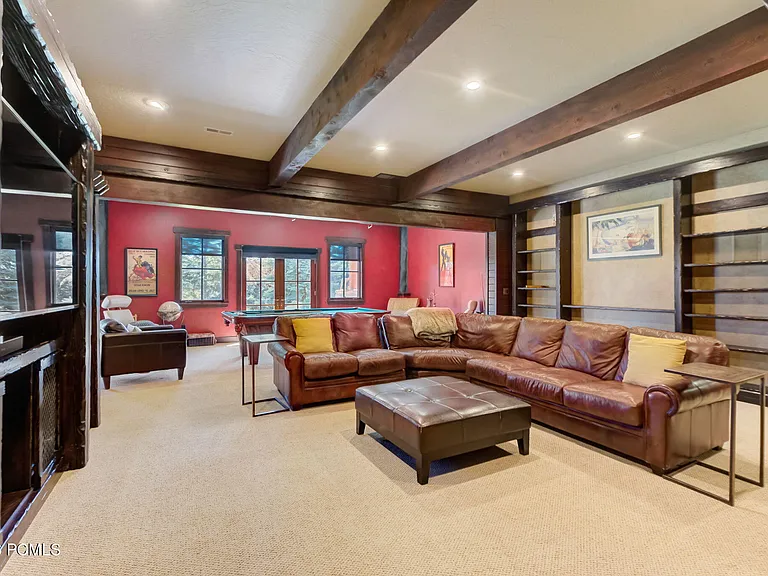 715 Aspen Ln — Photo 48