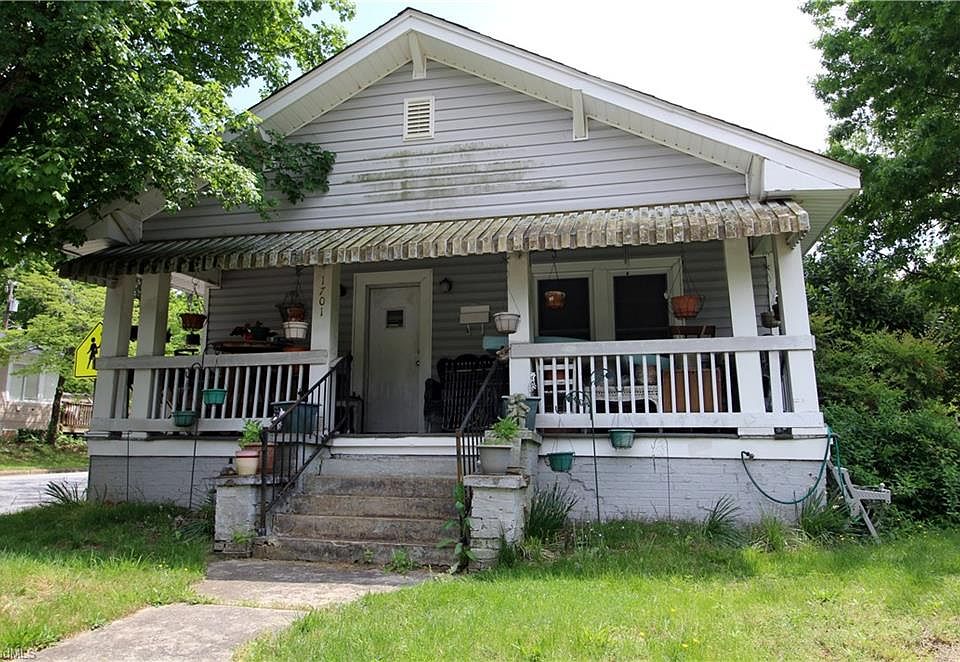 1st image of 1701 Elwood Ave