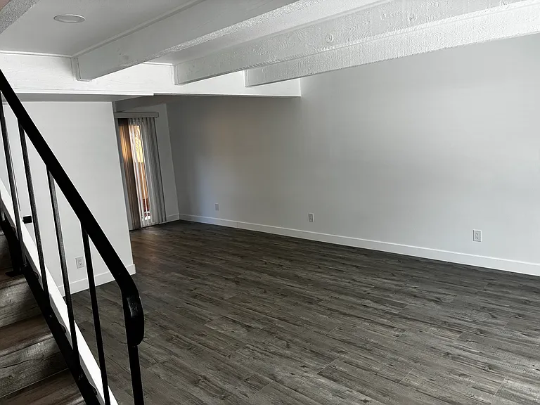 1240 S School St #1 — Photo 11