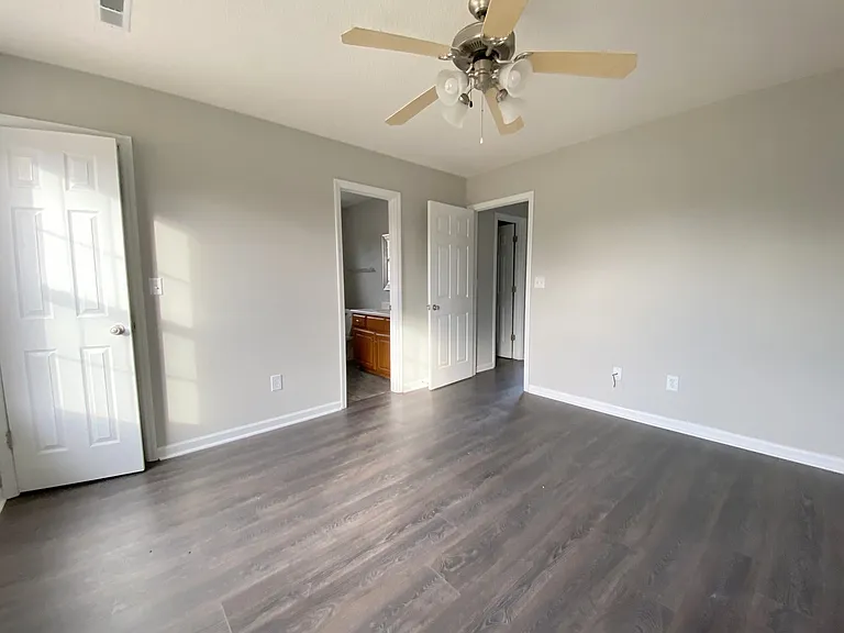 170 Stafford Rd — Photo 15